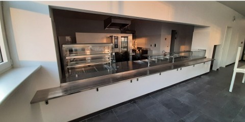 Serving counter