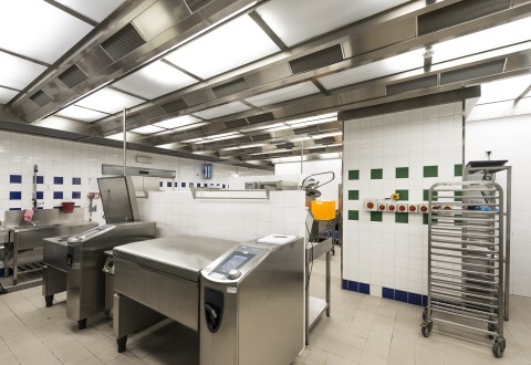 Hot kitchen